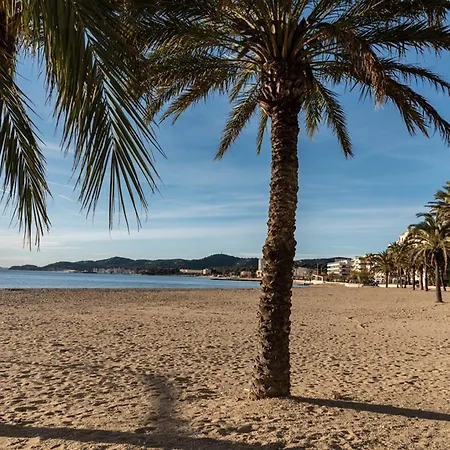 + Cabine, 4 Pers. Avec Clim Et Parking, - Fr-1-803-49 *